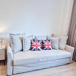 Modern Studio Apartments & 3Bedroom Flat With Pvt Balcony Steps From Regent\'S Park